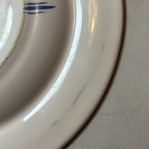 Deborah Sears ISIS Bowl Playful Monkey Sitting on a Pillow England 7 2/8" - Picture 6 of 7